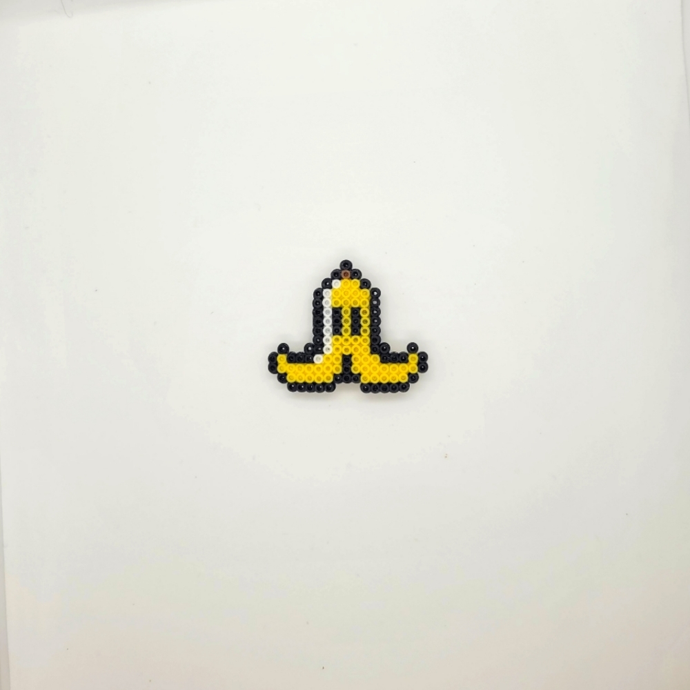 Nintendo Mario Kart Banana Magnet